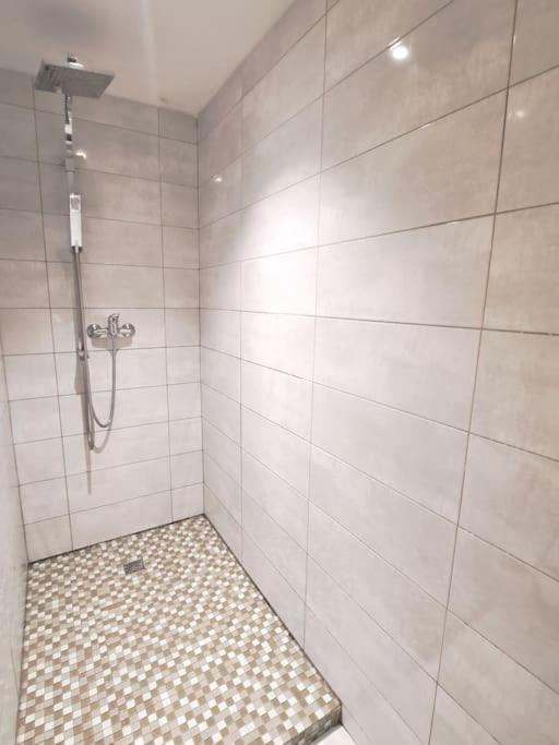 Loft Proche Des Plages Et Sites Du Debarquement Osmanville Extérieur photo